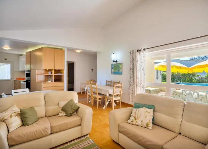 Your In Vilamoura Villa Quarteira